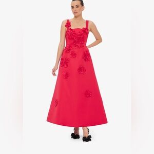 Rianne
Floral Appliqué Maxi Dress 10
